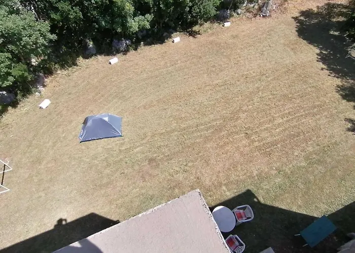 Kamp Kanjon Krupa キャンプ場 Golubic (Zadar)